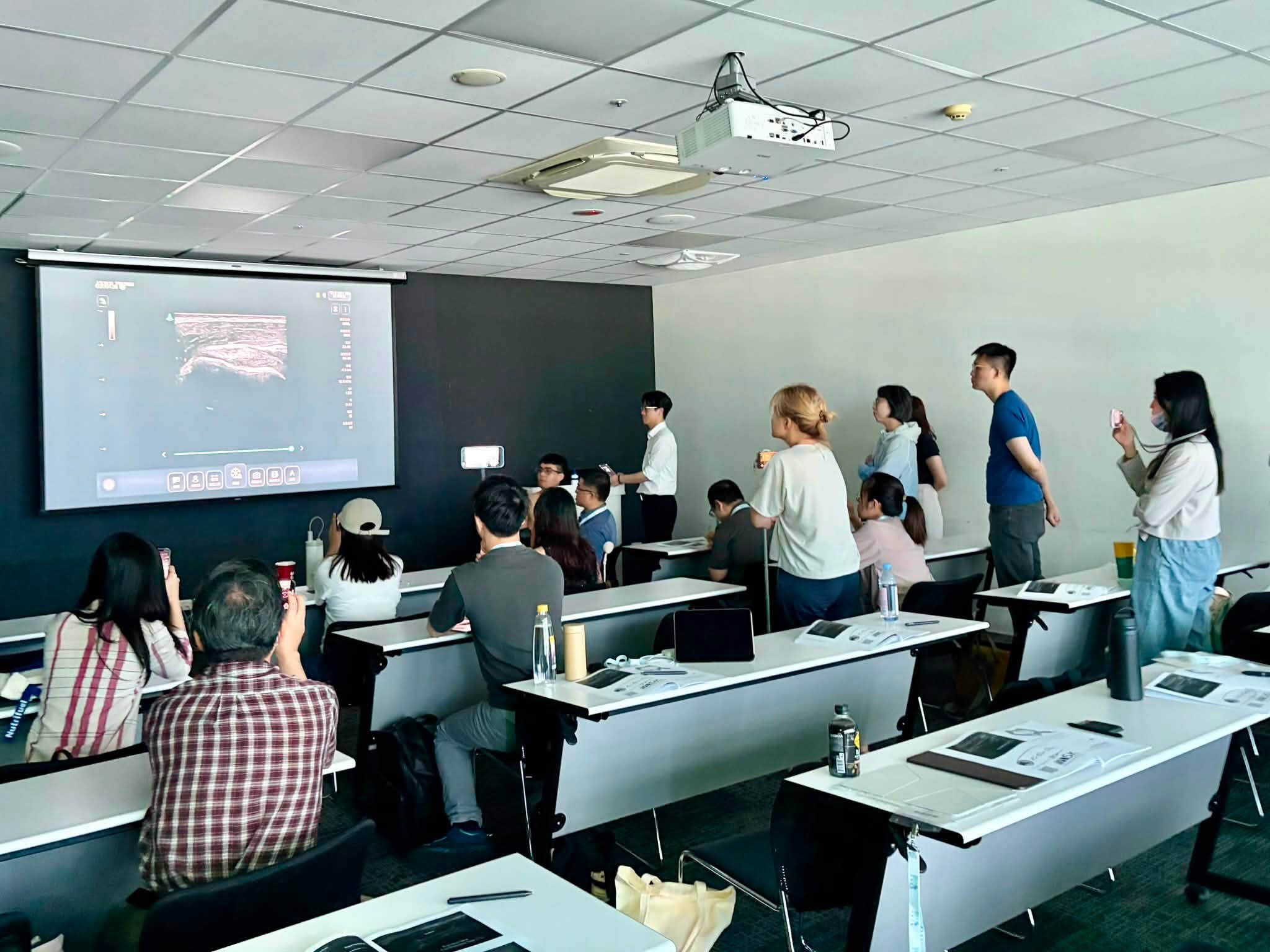 MSK骨復健系列之一：肩部與膝部・台中場｜MSK Rehabilitation Series I: Shoulder & Knee – Taichung